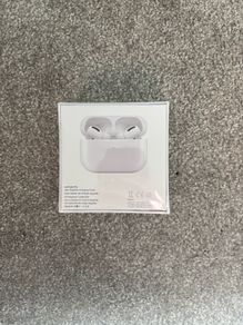 AirPod pros (R)
