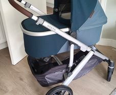 Uppababy Vista V2