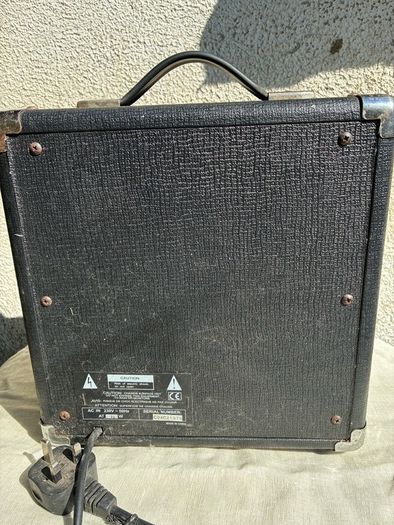 Small Guitar Amplifier