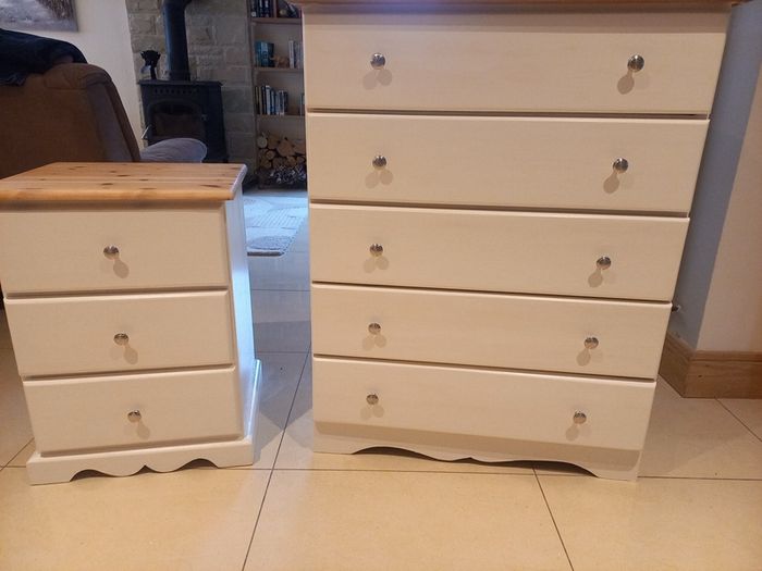 chest of drawers and locker