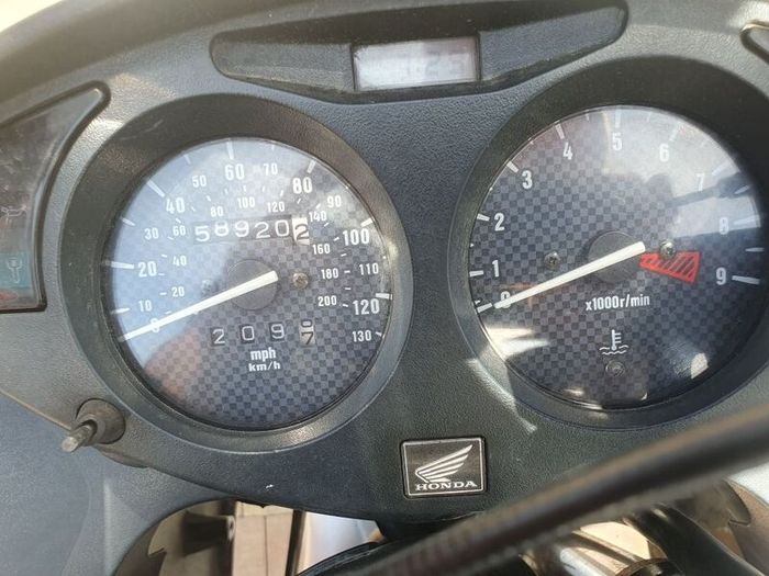2005 Honda 647