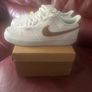 Brand new Nike court vision low white/metallic gold-white size UK8 EU42,5 Postage included Image 4