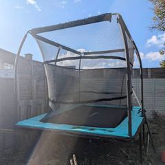 Trampoline
