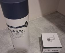 Fressko Water bottle with tea/fruit infuser and sip lid. Brand new.