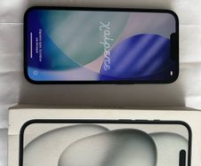 Immaculate IPhone 13 unlocked