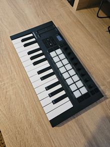Novation Launchkey Mini Mk4