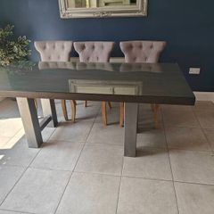 Oak table