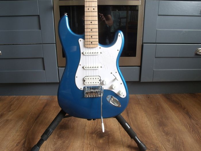 Squier Affinity Stratocaster HSS -  Lake Placid Blue