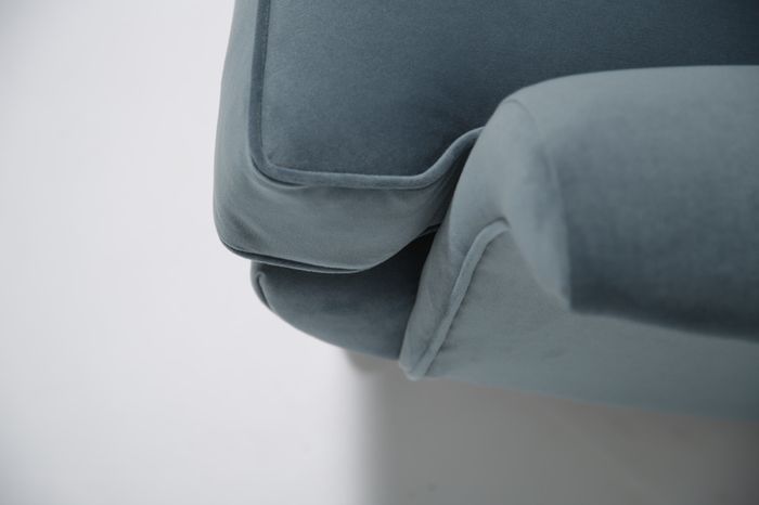 Vintage Blofeld 6250 Swivel & Rocking Lounge Chair in Blue Velvet by Paul Conti for G-Plan, 1960s
