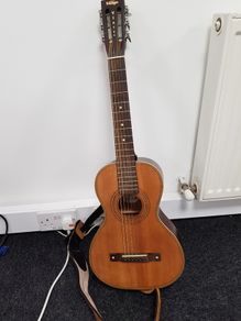 Vintage Viator Travel Guitar