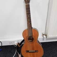Vintage Viator Travel Guitar