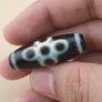 Vintage Himalayan Spiritual Flower Motif Energy Agate Dzi Talisman Image 8