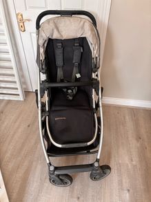 Uppababy Cruz V2 buggy and bassinet