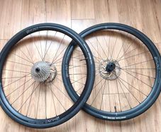 HUNT 4 Seson Gravel Disc wheelset