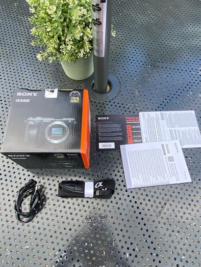 Sony A6400