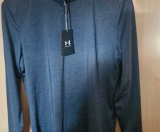 Underarmour golf top