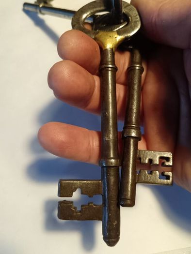 18 Georgian and Victorian Keys