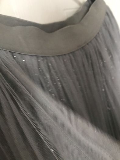 worn once beautiful skirt size 10