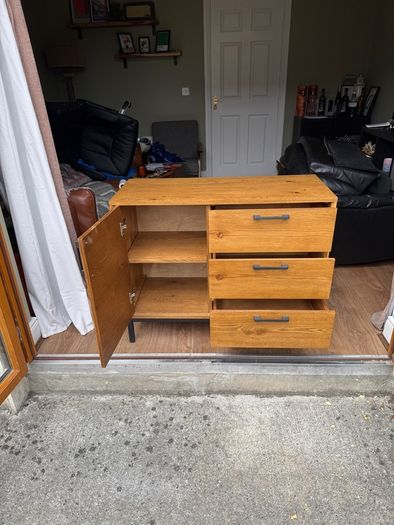 Console unit