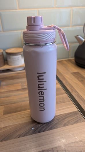 Lululemon water bottle pink