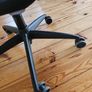 Swivel Chair Image 6