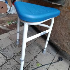 shower chair,