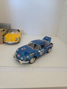 Vintage Bburago 1:16 Alpine Renault A110