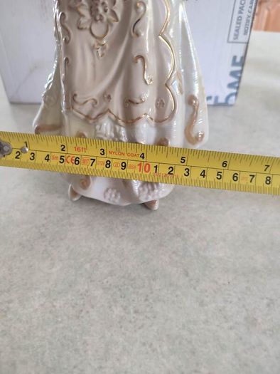 Antique Valencian Fallera porcelain figure