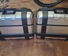 Givi Trekker 33 Litre side boxes