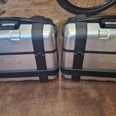 Givi Trekker 33 Litre side boxes