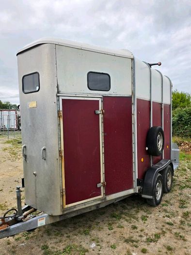 Horse Trailer