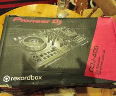 DDJ 400 controller