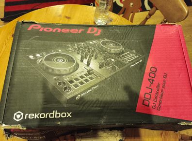 DDJ 400 controller