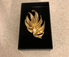 Vintage Brooch 1940s