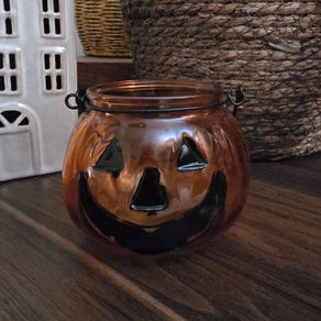 Pumpkin candle holder