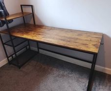 Computer desk