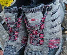 outdoor , hiking shoes size 7