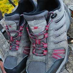 outdoor , hiking shoes size 7