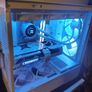 Custom White Gaming PC AMD RX 9070 XT 16 GB Ryzen 5 9600X 32GB Ram DDR5 2.5TB Storage Image 5