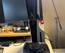 ps5 pro 2tb disc drive 30th anniversary plates