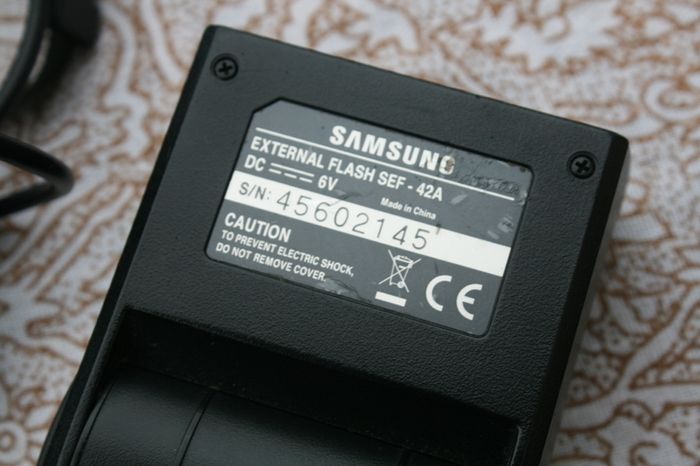 SAMSUNG PRO 815 Digital Bridge Camera, Like dslr with Accessories, Working condition