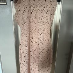 ZARA ..women's midi lace dress