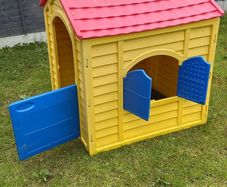 Garden playhouse
