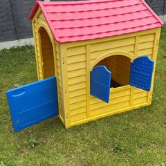 Garden playhouse