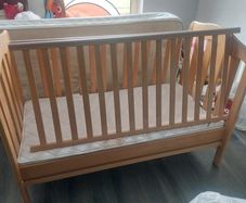 Childs cot bed