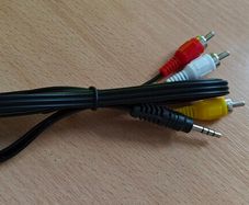 RCA composite to 3.5mm 4 pole cable
