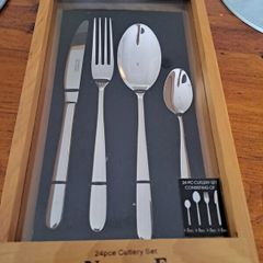 cutlery set