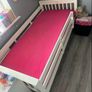 single bed Image 2