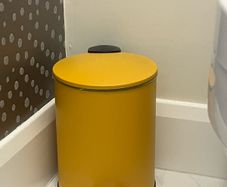Yellow 3L Bathroom Bin Brand New