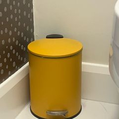 Yellow 3L Bathroom Bin Brand New